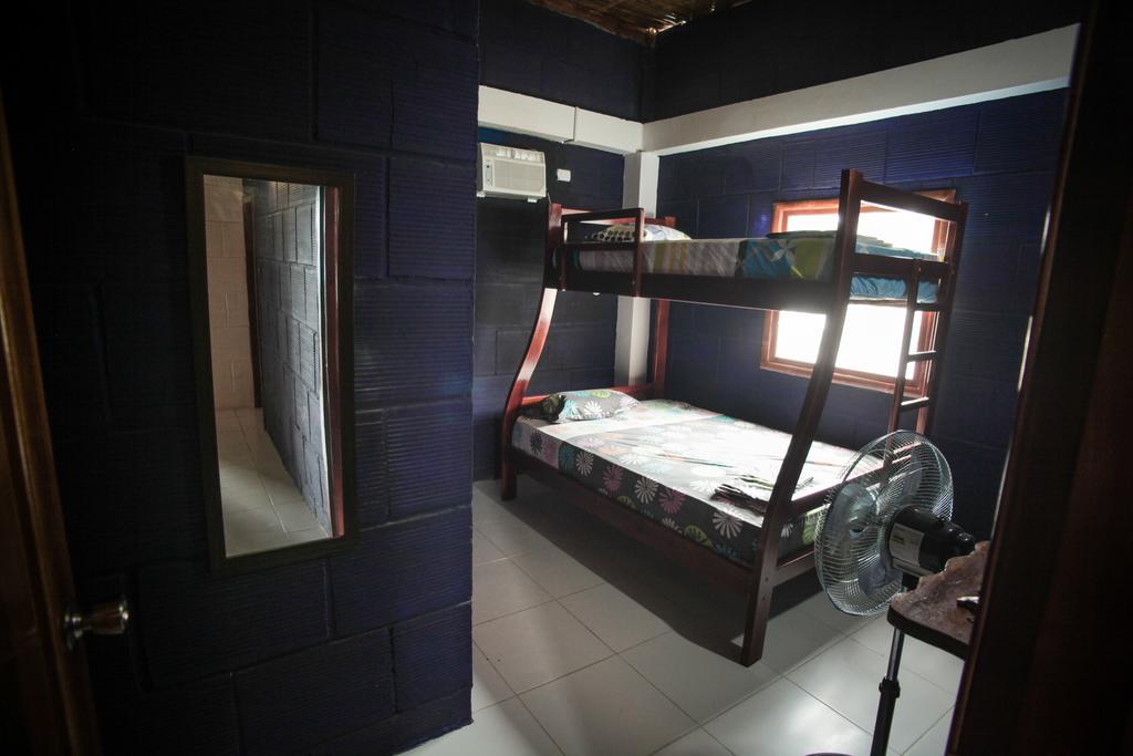 Hostel El Gran Azul Olón Habitación foto